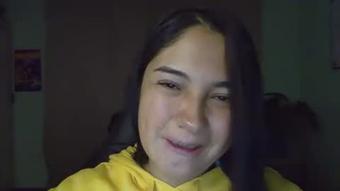 Snapshot of littleprety6969 chatting on 10.06.25 Mia Wednesday to Sunday 730 am to 1030 am Colombian Hour D online show from 10.06.25