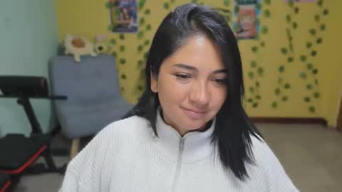 Mia  Wednesday to Sunday 730 am to 1030 am Colombian Hour D online show from 12.15.25