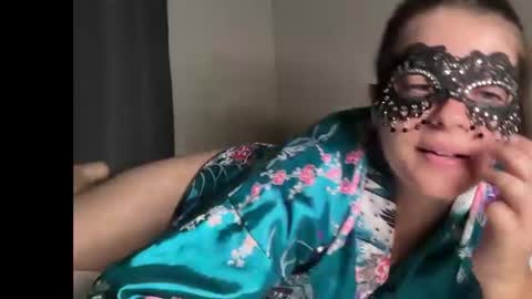 littleredswan online show from 07.21.26