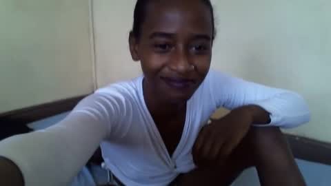 littlesandie online show from 02.10.25