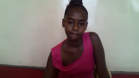 littlesandie online show from 11.20.25