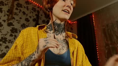 Niki  free tg channel with some photos gifs and info about streams  online show from 01.31.25