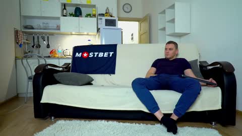 Snapshot of littlesweettifany chatting on 01.14.25 Little Tifany online show from 01.14.25