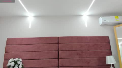 littlevaale online show from 11.29.25