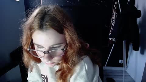 Snapshot of littleviki_ chatting on 12.21.24 Viki online show from 12.21.24