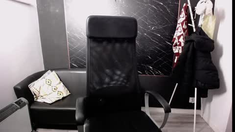 Snapshot of littleviki_ chatting on 01.17.25 Viki online show from 01.17.25