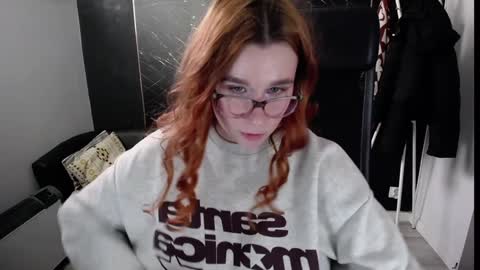 Snapshot of littleviki_ chatting on 01.20.25 Viki online show from 01.20.25