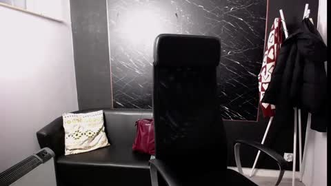 Snapshot of littleviki_ chatting on 01.31.25 Viki online show from 01.31.25