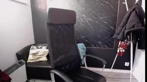 Snapshot of littleviki_ chatting on 02.20.25 Viki online show from 02.20.25