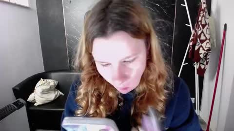 Snapshot of littleviki_ chatting on 09.15.25 Viki online show from 09.15.25