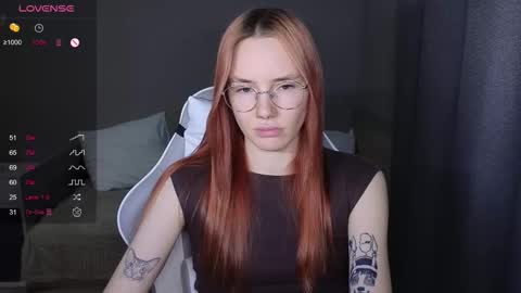 Snapshot of littlevildevil chatting on 11.24.25 Eliana online show from 11.24.25