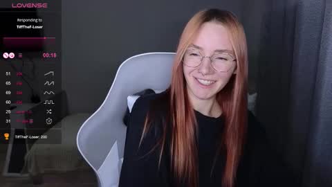 Snapshot of littlevildevil chatting on 12.02.25 Eliana online show from 12.02.25