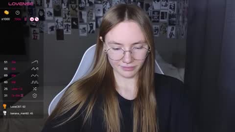 Snapshot of littlevildevil chatting on 03.07.26 Eliana online show from 03.07.26