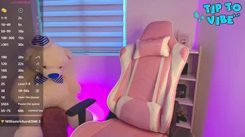 Junne liu online show from 01.18.25