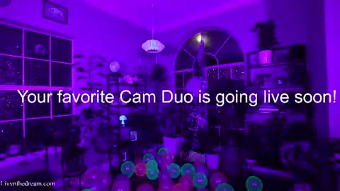 Snapshot of livanddrew chatting on 06.10.26 Liv and Drew online show from 06.10.26