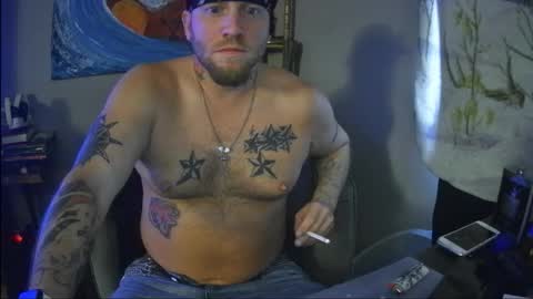 Snapshot of livingpuddle chatting on 10.10.25 livingpuddle online show from 10.10.25