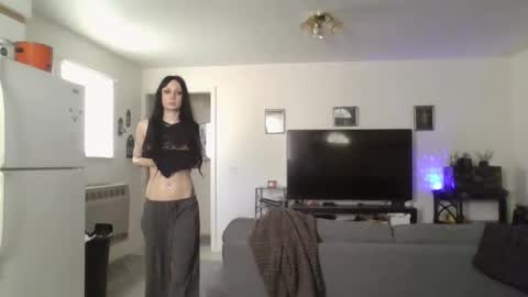 Liv Mirage online show from 09.30.25