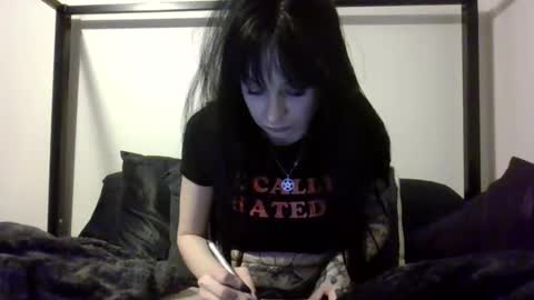 Liv Mirage online show from 04.29.26