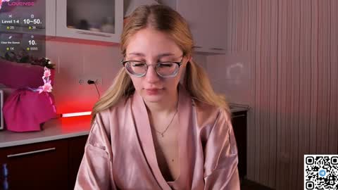 My name is Livy Nice to meet you  Thumbs up please its important online show from 02.02.25