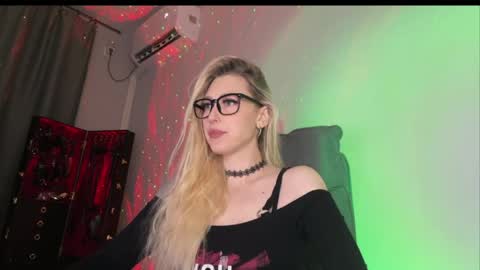 Snapshot of liya_ray chatting on 03.08.26 Liya Ray online show from 03.08.26