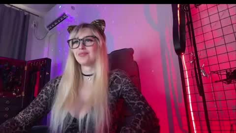 Liya Ray online show from 05.05.26