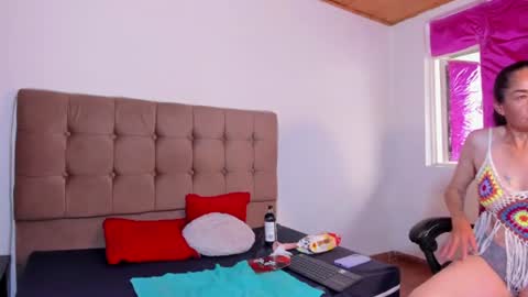 liz_grettel online show from 07.14.26