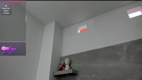 Snapshot of liz_ortega30 chatting on 01.13.26 liza online show from 01.13.26