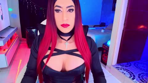 Snapshot of lizagothdoll chatting on 12.24.24 Liza Goth online show from 12.24.24