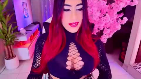 Snapshot of lizagothdoll chatting on 10.26.25 Liza Goth online show from 10.26.25