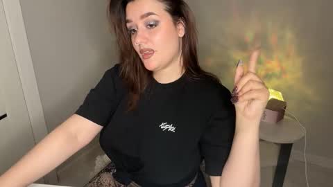 lizamartina online show from 10.13.25