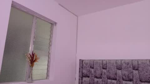 Snapshot of lizbeth_ross chatting on 09.10.25 LIZBETH ROSS online show from 09.10.25