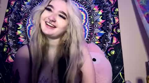 Snapshot of lizz44887 chatting on 02.23.25 Lizz  online show from 02.23.25