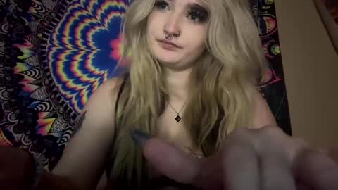 Snapshot of lizz44887 chatting on 03.04.25 Lizz  online show from 03.04.25