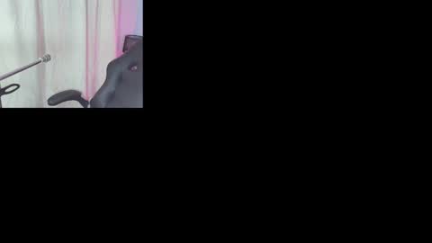 Snapshot of lizz_tender chatting on 01.15.25 Lizz online show from 01.15.25