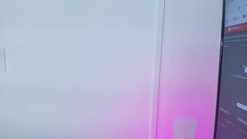 Snapshot of lizz_tender chatting on 02.17.25 Lizz online show from 02.17.25