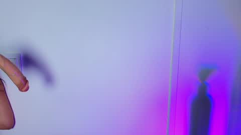 Snapshot of lizz_tender chatting on 02.22.25 Lizz online show from 02.22.25