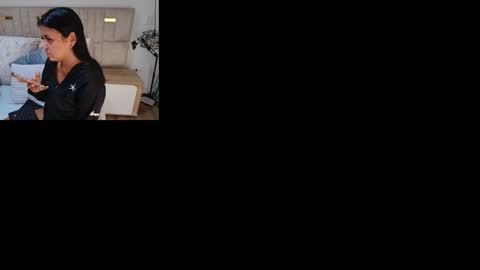 Snapshot of lizz_tender chatting on 11.04.25 Lizz online show from 11.04.25