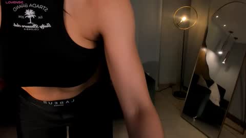 Lizzi  online show from 02.06.26