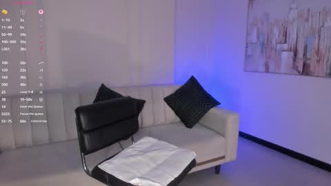 Lizzi  online show from 03.11.26