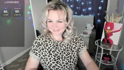 Lizzy online show from 05.10.26