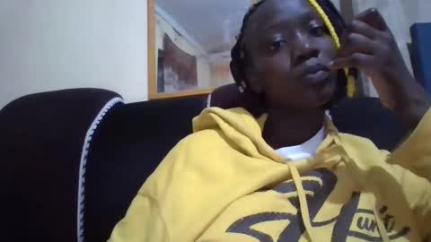 lizzie2020 online show from 06.01.26