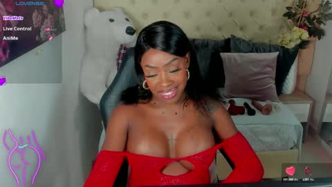 Snapshot of lizzy_joss chatting on 10.03.25 Lizzy Joss online show from 10.03.25