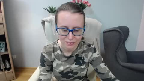 Lizzy online show from 04.27.26