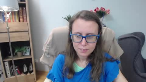 Lizzy online show from 06.12.26