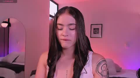 Lizzy Colins online show from 06.24.26