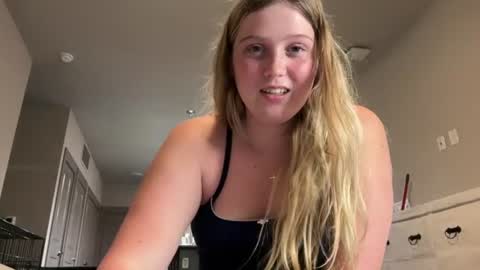 Lizzygetsbusy101 online show from 07.27.26