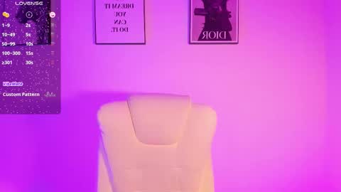 lizzyponcee online show from 10.30.25