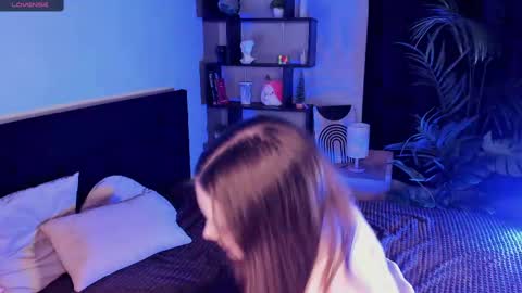 Arina online show from 03.12.25