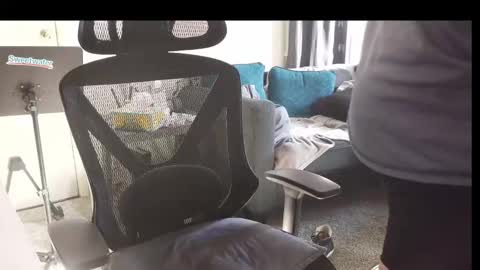 Snapshot of lngdickdaddy chatting on 11.13.25 LongDick Daddy online show from 11.13.25