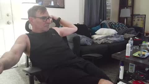 Snapshot of lngdickdaddy chatting on 11.23.25 LongDick Daddy online show from 11.23.25